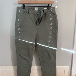 Gap casual pants